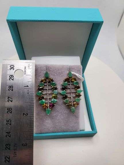 Extremely fine Victorian Emerald and diamonds and sapphire earrings