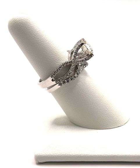 14 Kt White Gold Plate 2.65 Ct Lab Simulated Diamond 2 Band Ring Set