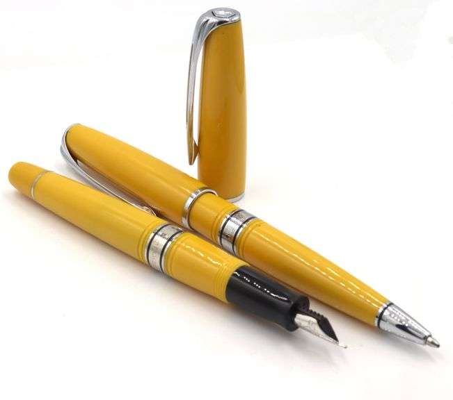 Waterman rare charlston yellow 18kt fountian pen and ball point pen set