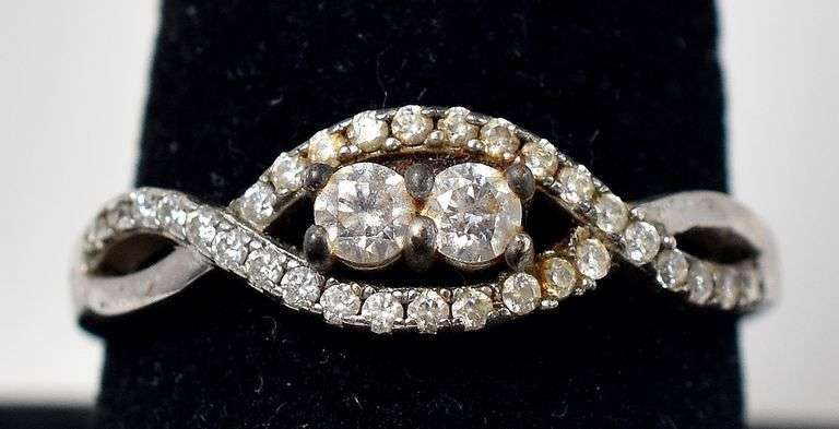 CZ Gemstone Ring in Sterling Silver