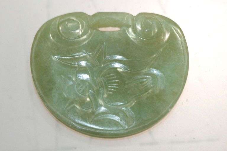 Quin Dynasty Antique Life Lock Jade Pendant