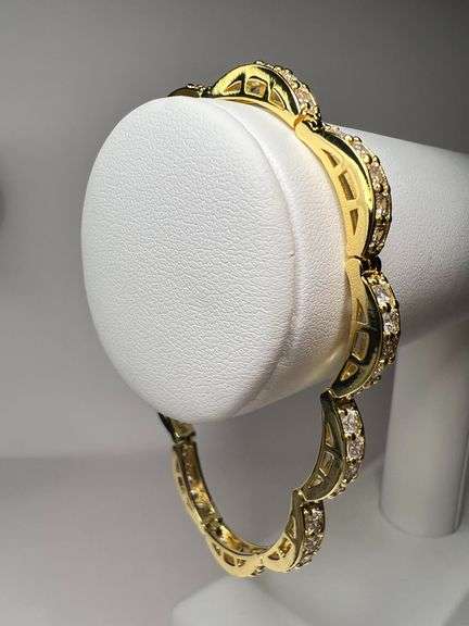 Dazzling 14 Kt 15.3 Grams Yellow Gold Plated Tennis Bracelet