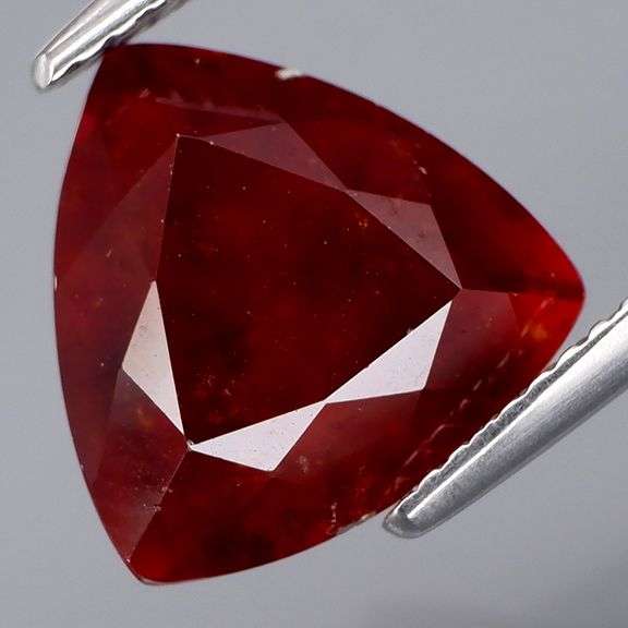 Fantastic richly colored 6.87ct Hessonite Garnet