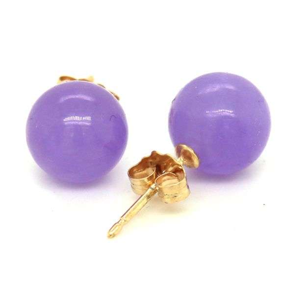 14kt Yellow gold Lavender Jade stud earrings