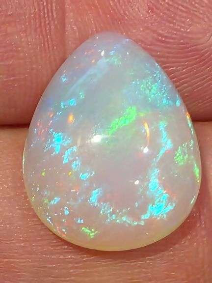 Huge! 8.46ct fully natural Welo Opal! Fantastic material!