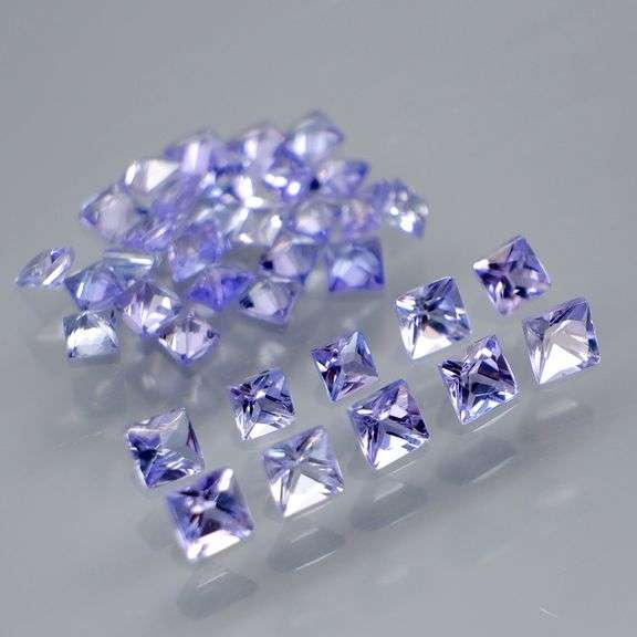 Glittering! Princess cut! 2.28ct UNTREATED Tanzanite set!!