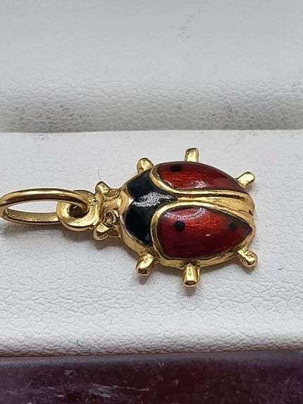 18k gold pendent, lady bug.