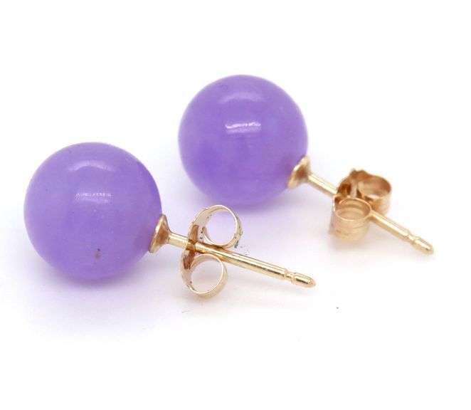 14kt Yellow gold Lavender Jade stud earrings