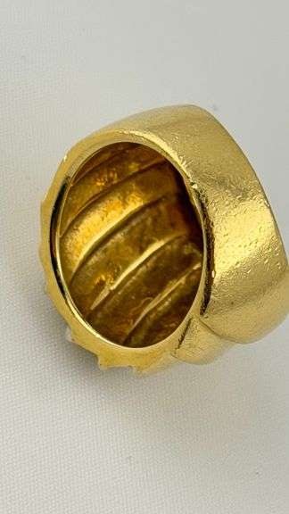 Italian 18KT Yellow Gold Wide Ribbed Ring