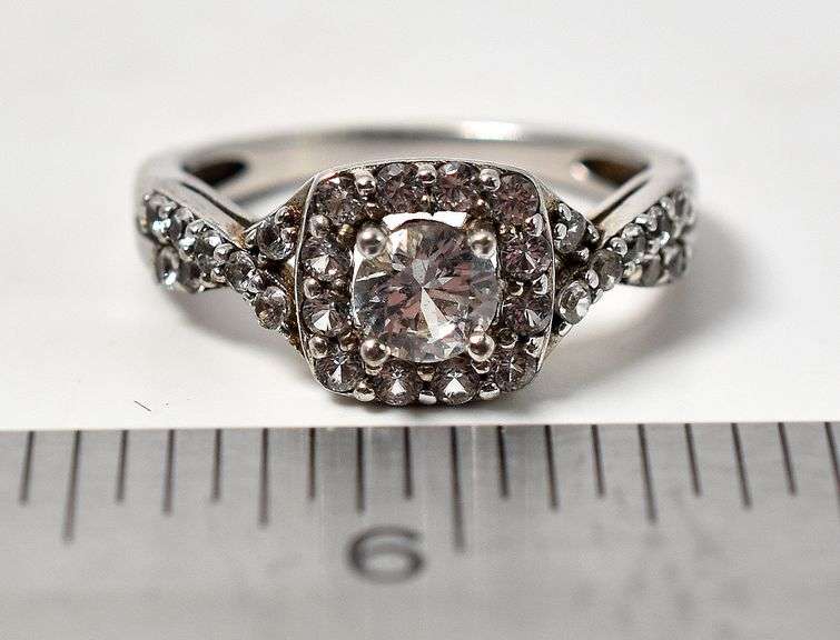 Cz Gemstone Ring in Sterling Silver