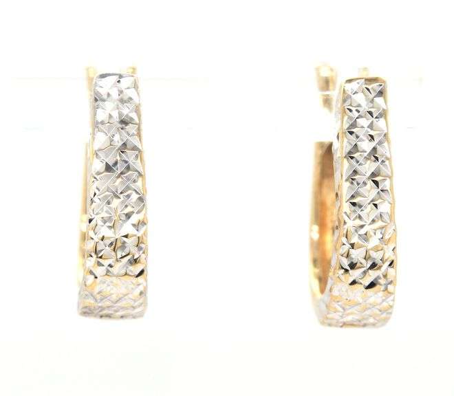 14kt two tone reversible oval hoop