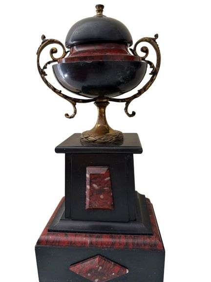 Decorative sculptures Decorative sculptures