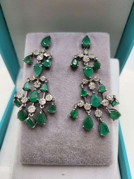Very high quality hand made emerald and diamonds on silver earrings