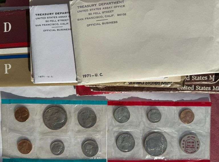 Two Each US Mint Sets  1971 1980 1984-5 1987