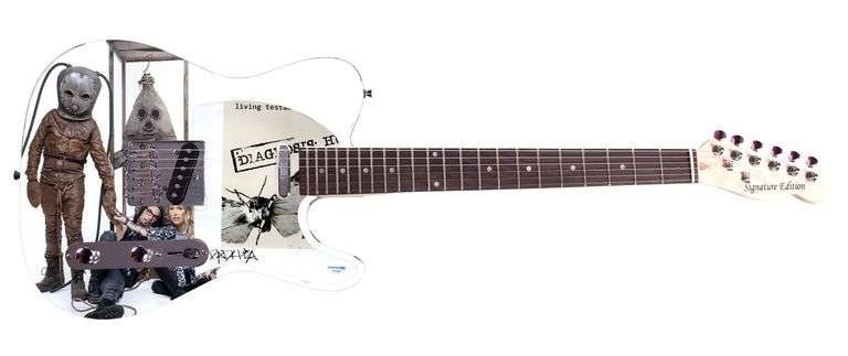 Dave Navarro of Jane's Addiction Signed "Duel Diagnosis" 1/1 Graphics Guitar ACOA