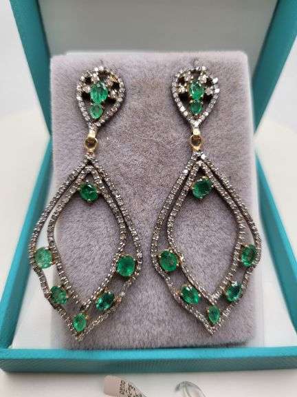 Very high quality hand made emerald and diamonds on silver earrings