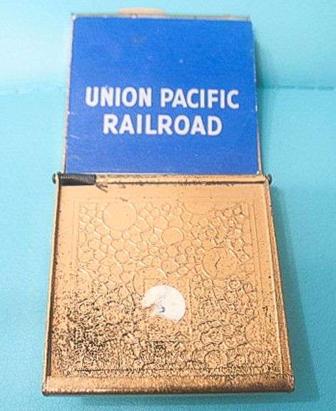 VINTAGE UNION STATION ST. LOUIS MATCH BOOK HOLDER