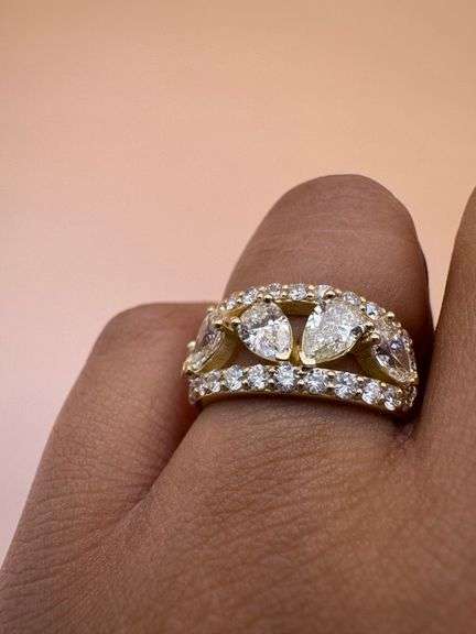 14K Yellow Gold Pear Cut Diamond Ring of 2.55 CTW