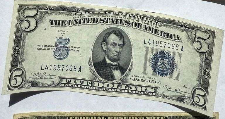 Near Unc $5 1934 B Silver Certificate