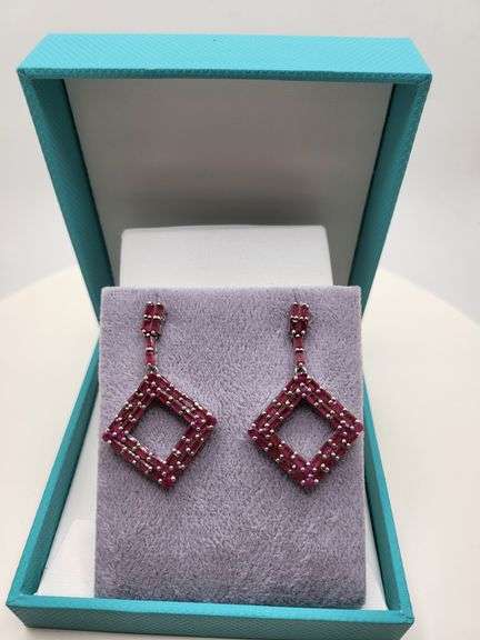 Very high quality hand made ruby on silver earrings