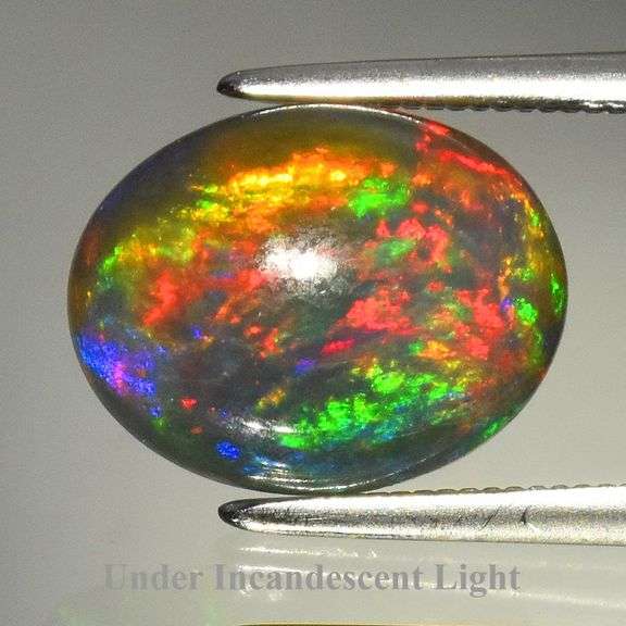Full body flashing! Top and bottom! 2.49ct Black Opal!