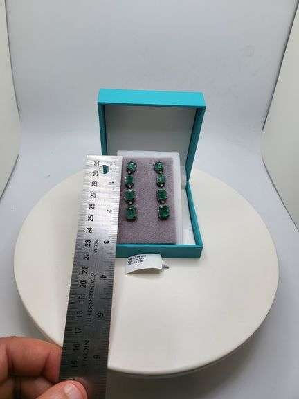 Very high quality hand made emerald and diamonds on silver earrings