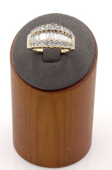 14kt Yellow gold 1.75ctw RBC and Baguette 3 row diamond band