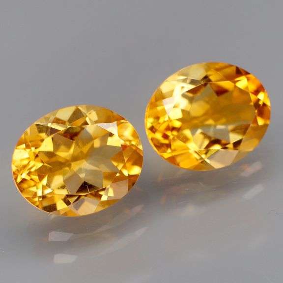 Full body flashing! 8.07ct golden yellow Citrine pair