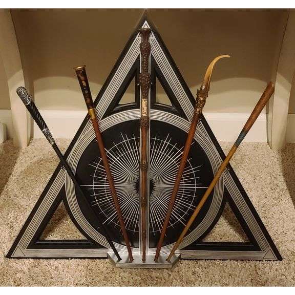 5 Fantastic Beasts Collector’s Wand Set