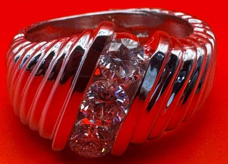 14K White Gold Round Brilliant Cut Ring 1.10ct