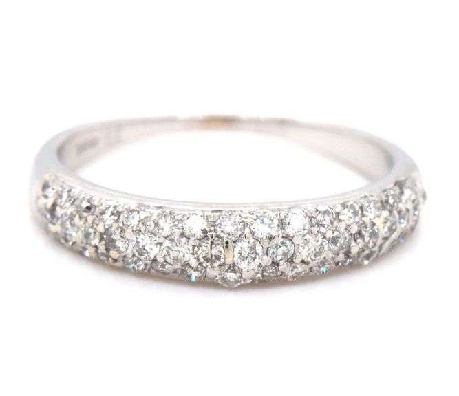 14kt White gold 0.25ctw pave diamond band