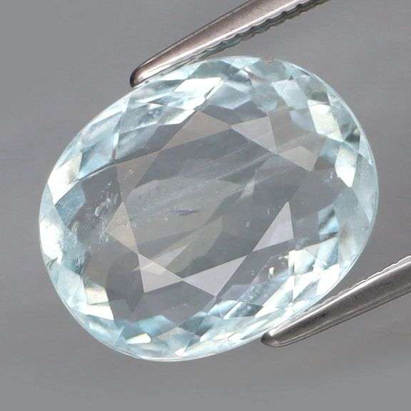 Absolutely GORGEOUS 4.14ct ice blue Aquamarine