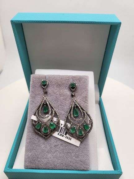 Very high quality hand made emerald and diamonds on silver earrings