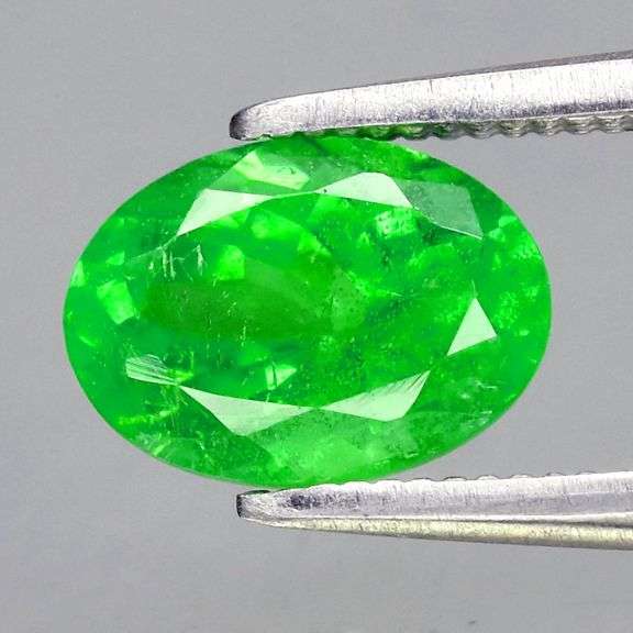 Top 10%! Vibrant 1.15ct UNTREATED Tsavorite Garnet!!!