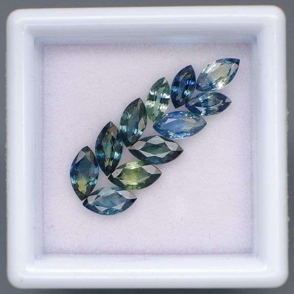Heated only! 3.02ct marquise cut Australian Sapphire set!