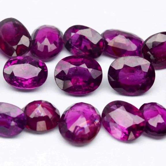 Top violet! Multiple cuts! 24.06ct set of Rhodolite Garnets!