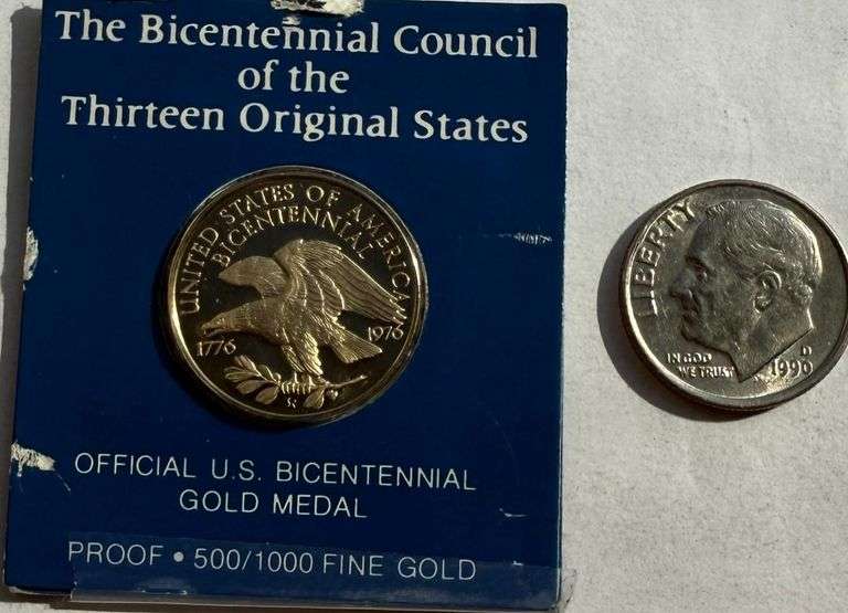 Bicentennial Council 13 Original States Gold Medal