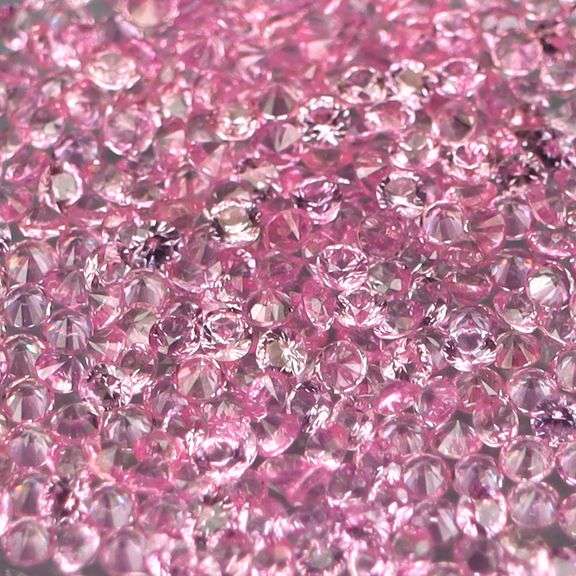 360 pieces! 2.01ct diamond cut pink Sapphire set