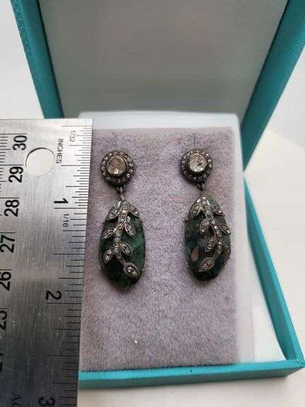 Extremely fine Victorian Emerald and diamonds earrings