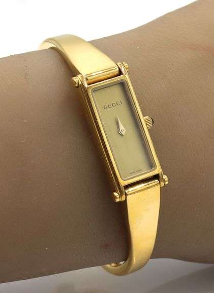 Gucci gold tone Horsebit quartz watch
