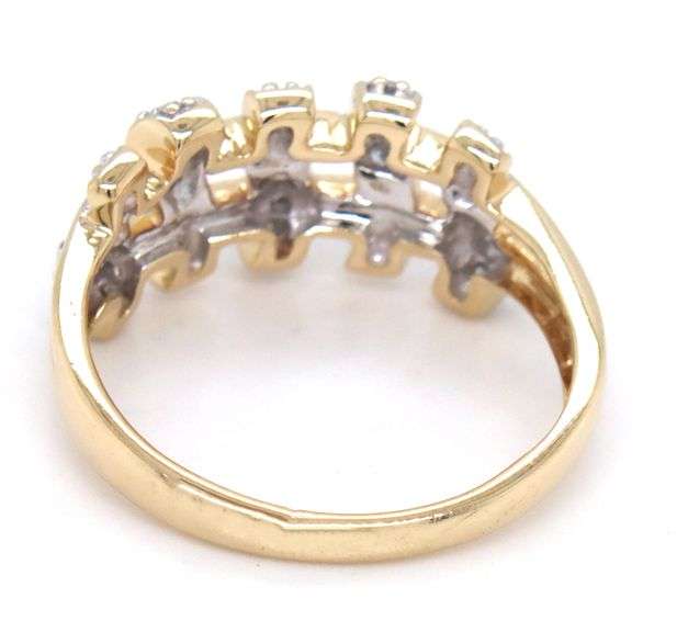 14kt Yellow gold basket wave diamond band
