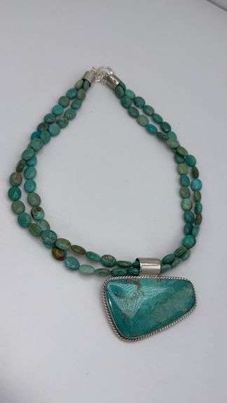 925 Sterling Silver Native American Turquoise Necklace