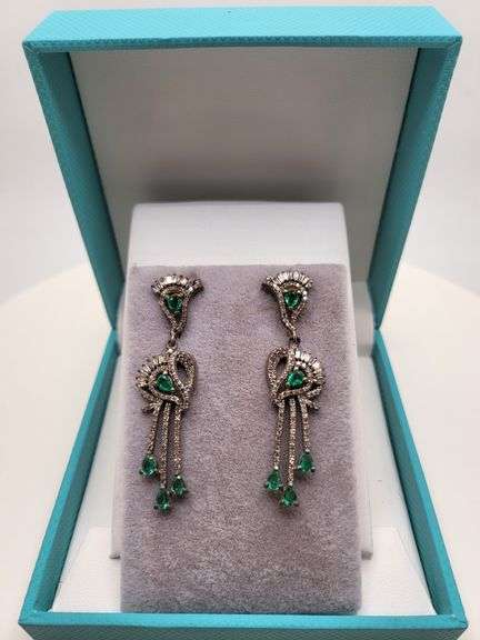 Very high quality hand made emerald and diamonds on silver earrings