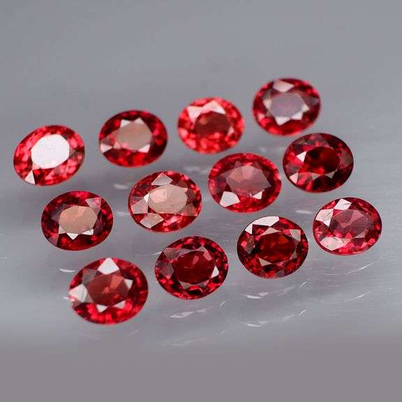 Top cherry red! 7.80ct natural set of Rhodolite Garnets!