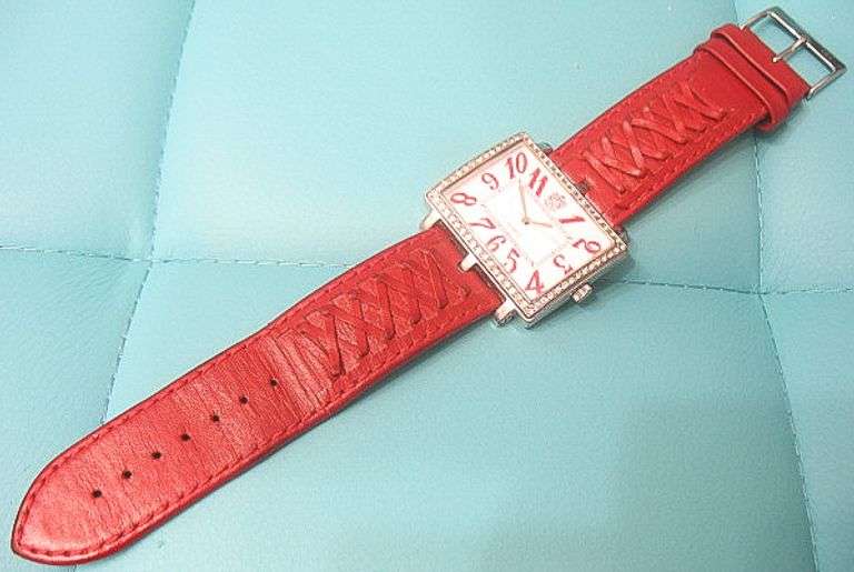 CONTENT OF SAFE DEPOSIT BOX:PAOLO GUCCI LADIES WATCH