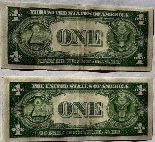 Two Consecutive $1 1935 A Unc Silver Certificates.