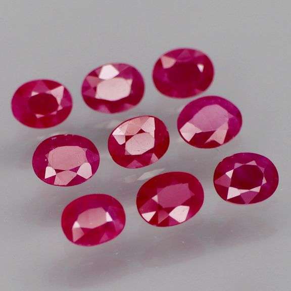 Collectors 3ct PIGEONS BLOOD Burmese Ruby set!!!