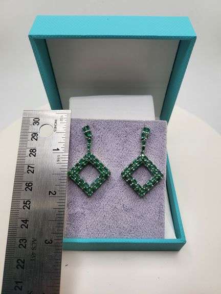 Very high quality hand made emerald on silver earrings