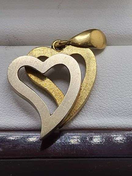 18k gold pendent, 2 heart.