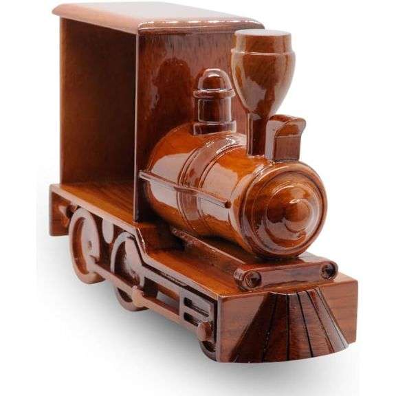 Collectors Wooden Locomotive Desk Clock